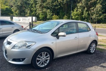 Toyota Auris 1.3B 101KM 2010 *el szyby klima ori felgi ZADBANA* TORUŃ