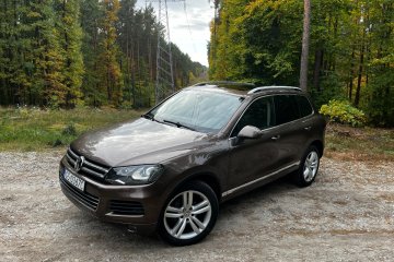VW Touareg 3.0D * Zadbany Skóry Hak Nowe hamulce CarPlay * TORUŃ