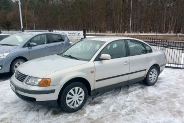 VW Passat 1.8B+LPG 125KM 1996r * radio android klima hak * TORUŃ